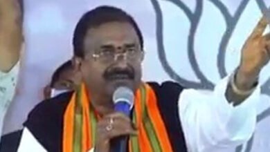 Announcement of BJP leader in Andhra Pradesh - Give one crore votes, we will give liquor for 70 rupees