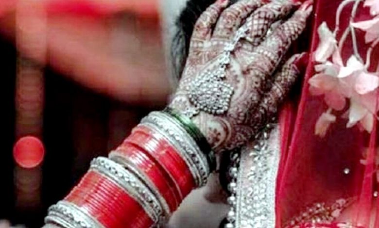 Haryana: A bloody game with the bride going to her in-laws' house after getting the groom out of the car, miscreants fired bullets at the bride