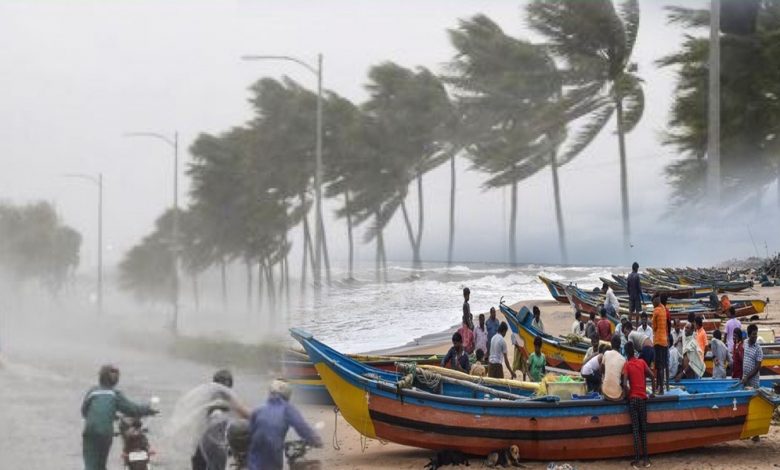 Threat of cyclonic storm looms over Andhra-Odisha!  Heavy rain warning, administration alert