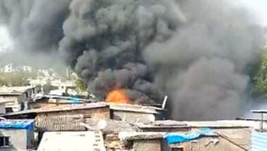 Massive fire incident in Mumbai, heavy damage due to fire in warehouse, extinguishing efforts continue, watch video