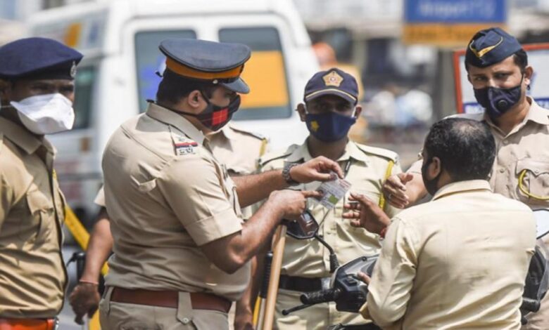 Corona crisis on Delhi Police!  300 jawans including many officers infected, 22 thousand cross new cases in 24 hours
