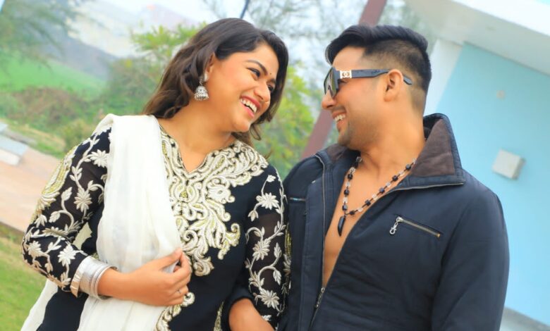 The shooting of Prem Singh's film 'Ek Deewana 12 Haseena' is going on in full swing in Lucknow.